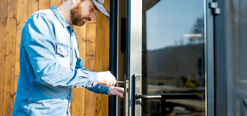Frameless Glass Storefront Door Locks Replacement in Rosemont, CA