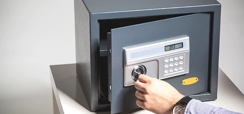 Jewelry Safe Unlocking Service in Rosemont, California