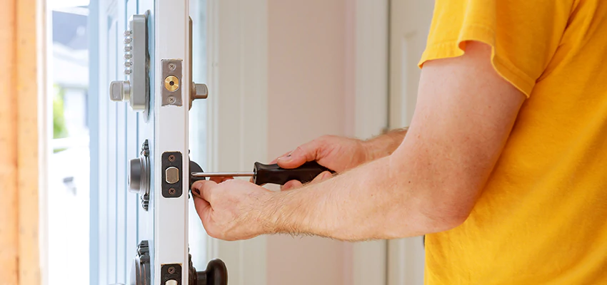 Eviction Locksmith For Key Fob Replacement Services in Rosemont, CA