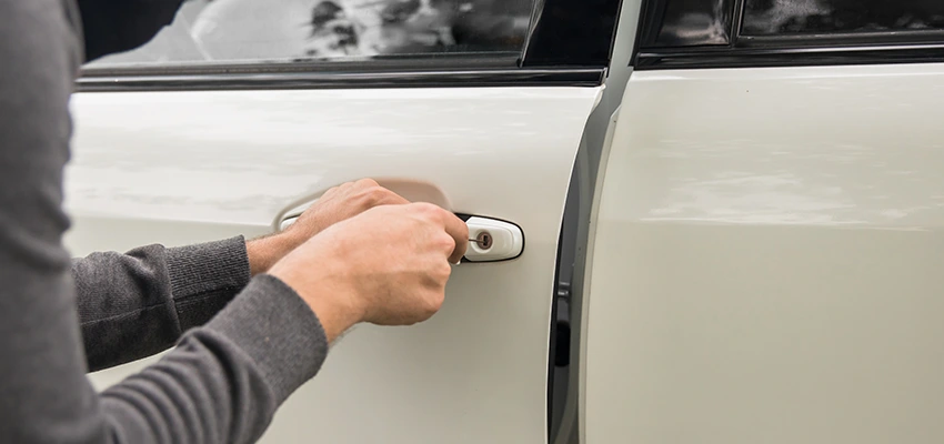 Unlock Car Door Service in Rosemont, CA